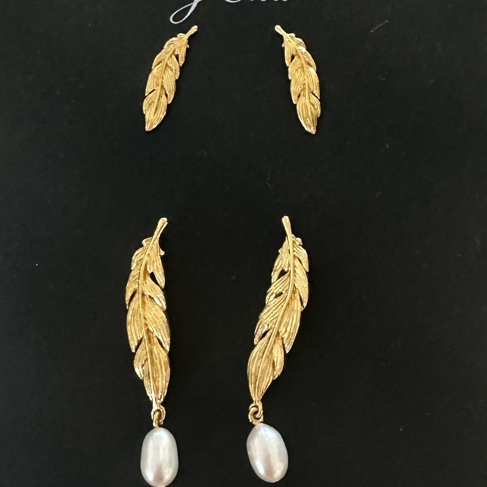 J. Crew Classic Preppy Gold Feather Earrings with Pearl Accent - Picture 5 of 5